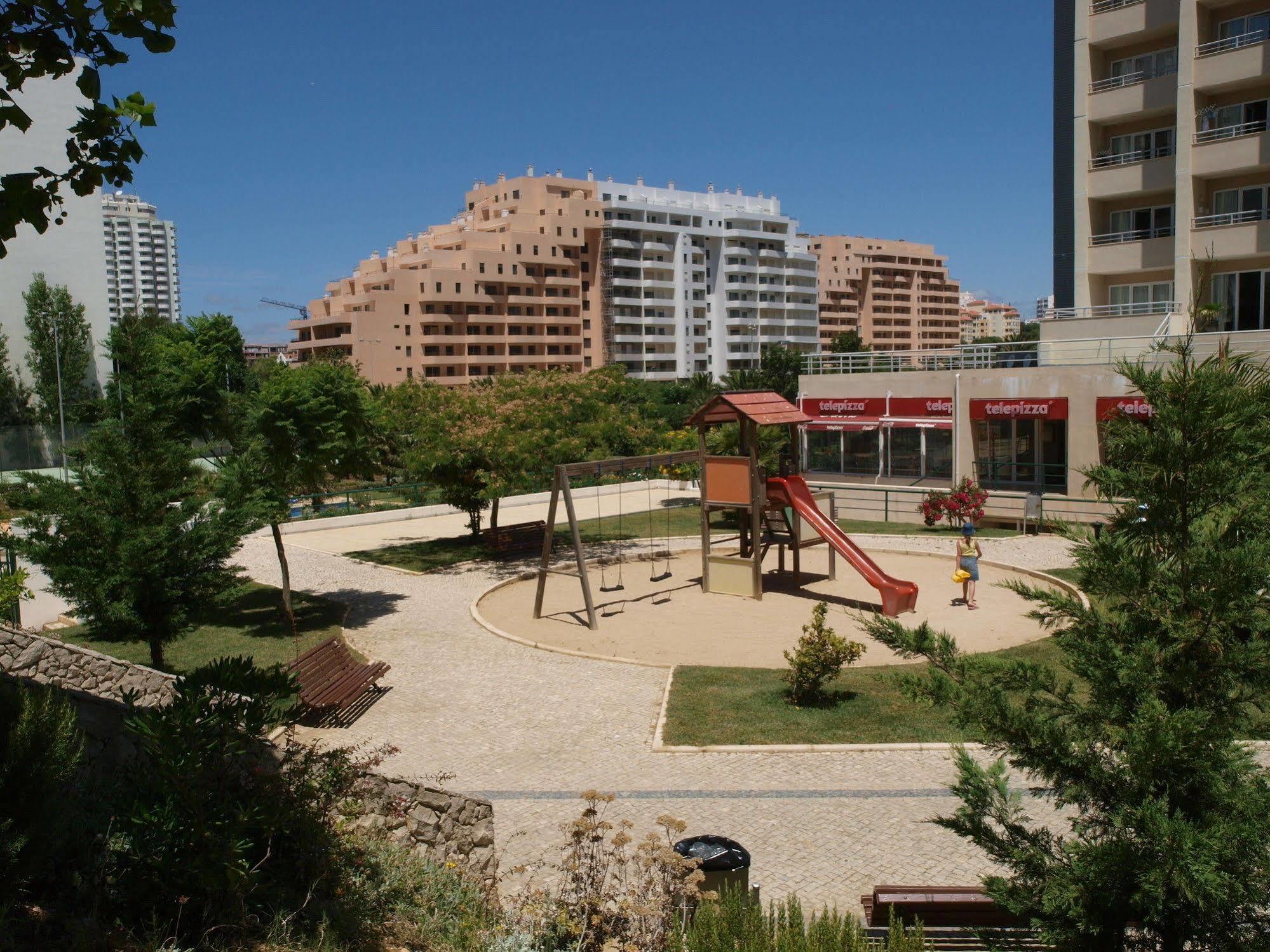 Apartamentos Jardins Da Rocha Portimao Exterior photo