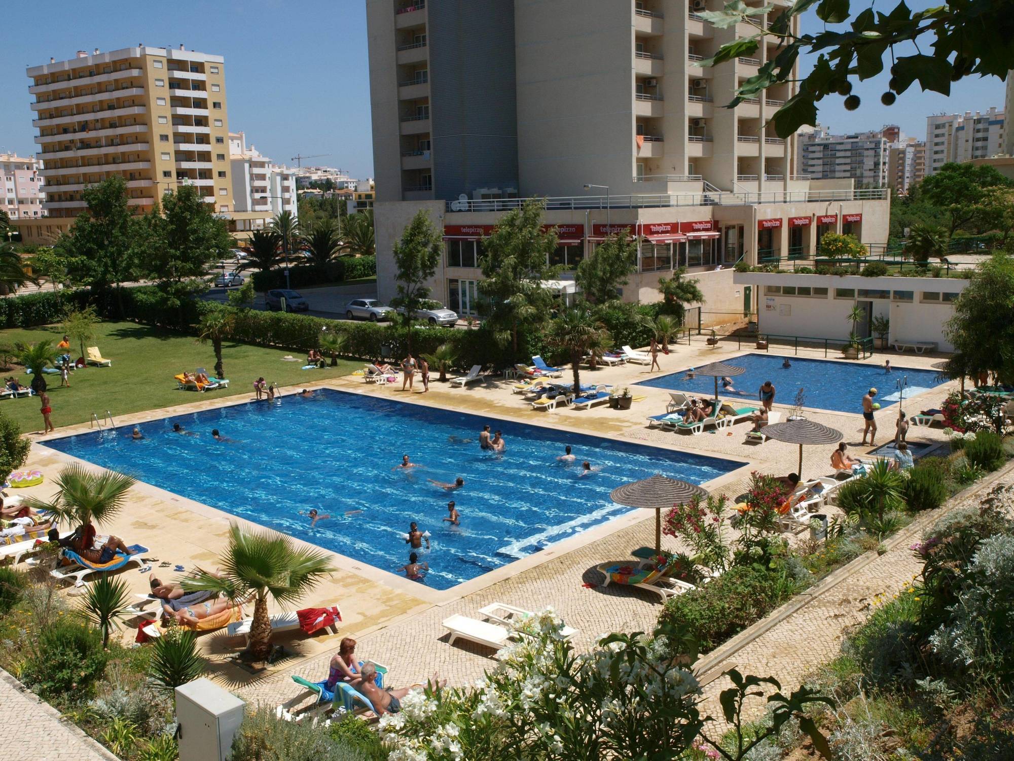 Apartamentos Jardins Da Rocha Portimao Exterior photo